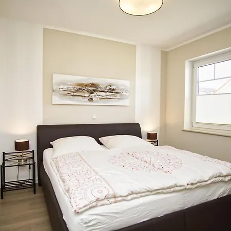 Modernes Haus Mit Kamin Und Eigener Sauna Sowie Garten - Windrose Feriehus