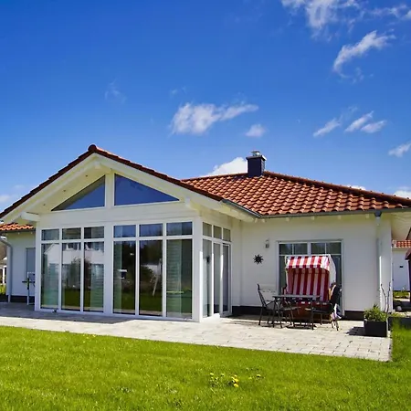 Feriehus Modernes Haus Mit Kamin Und Eigener Sauna Sowie Garten - Windrose